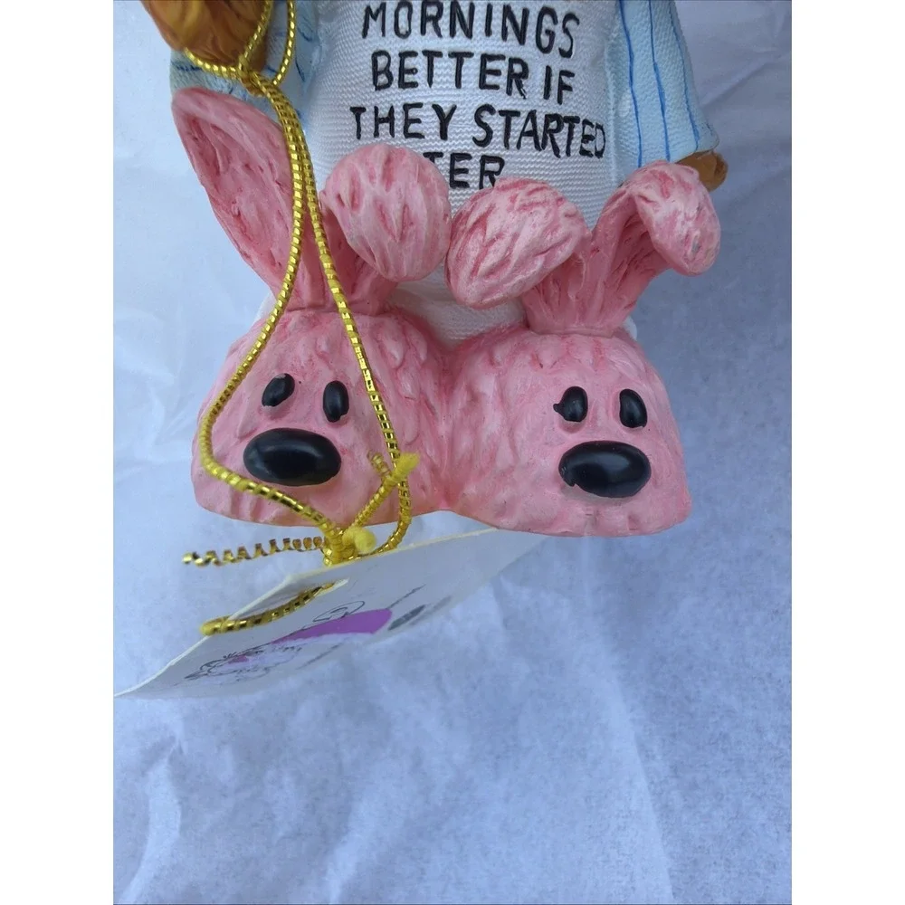 PAWS Garfield Figurine 